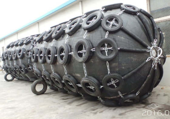 Dimensioni di gomma pneumatiche di nylon naturali del cuscino ammortizzatore di Yokohama di protezione della petroliera del cuscino ammortizzatore