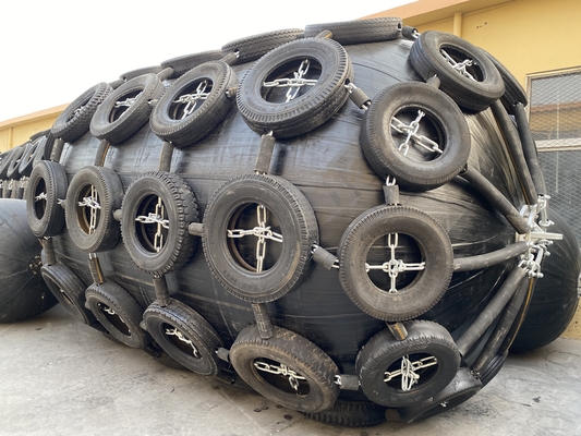 Fender pneumatico di gomma di lunghezza personalizzata con tessuto di cordone di pneumatici immerso in gomma