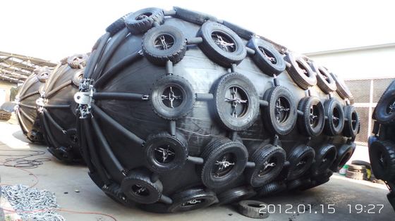 Guardia di gomma pneumatica netta Chain 0.08mpa Yokohama Marine Fenders del mare dei cuscini ammortizzatori di Tiro