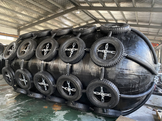 Attracco del paraurti di galleggiamento Marine Rubber Fenders del bacino di Yokohama del cuscino ammortizzatore della barca