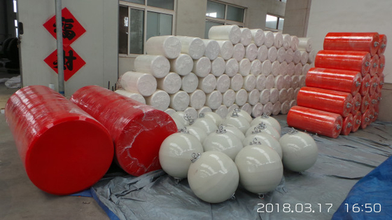 Resistenza alla temperatura delle imbarcazioni da -30°C a 80°C EVA Foam Fender per la protezione del lungomare