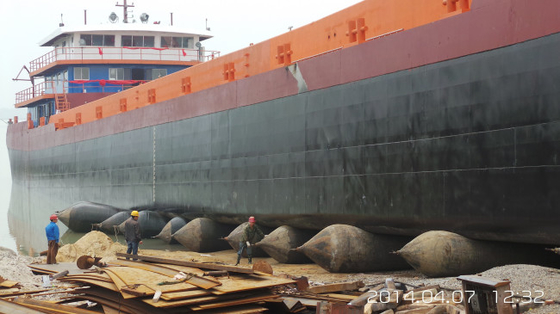 Anti barca di scoppio Marine Rubber Airbag For Ship che lancia sollevamento pesante